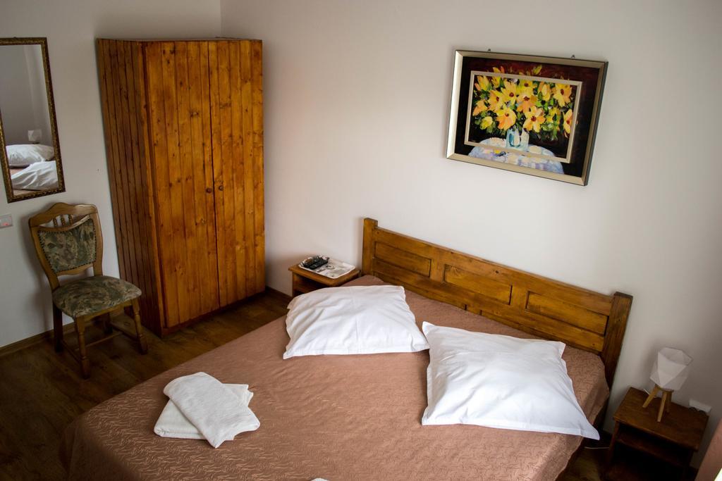 Casa Diana Hotel Comana Eksteriør billede